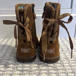 Ugg boots for toddler girl